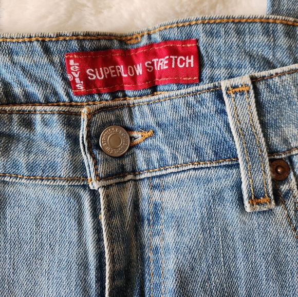 Vintage Levi 518 Jeans - Picture 5 of 10
